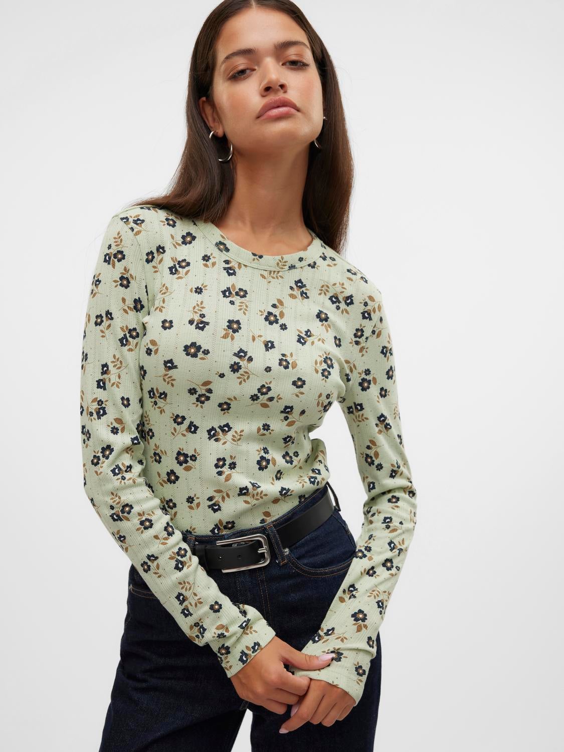 VMTHERESE Top