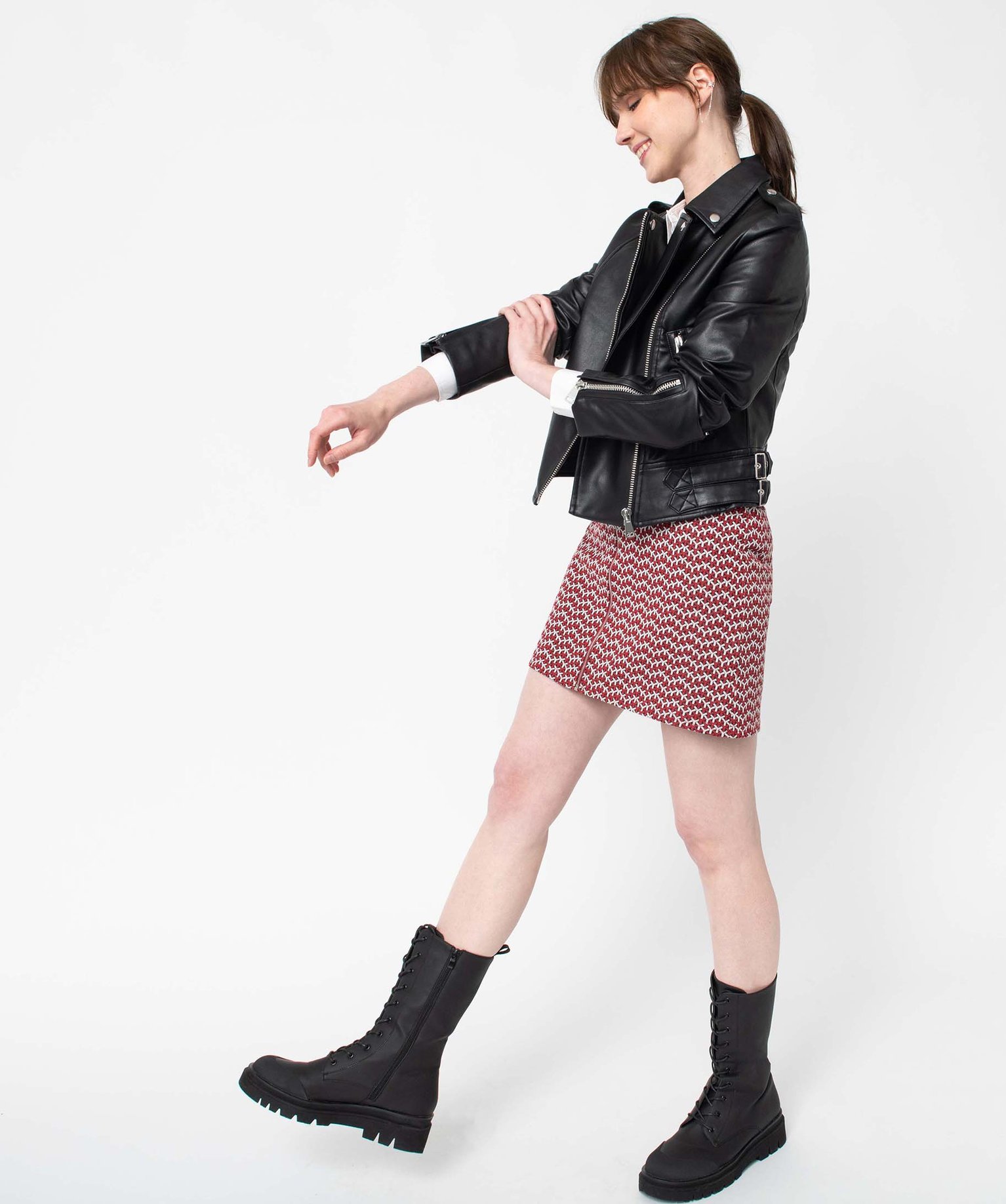 Blouson femme esprit biker avec zips et boucles en métal noir | GEMO