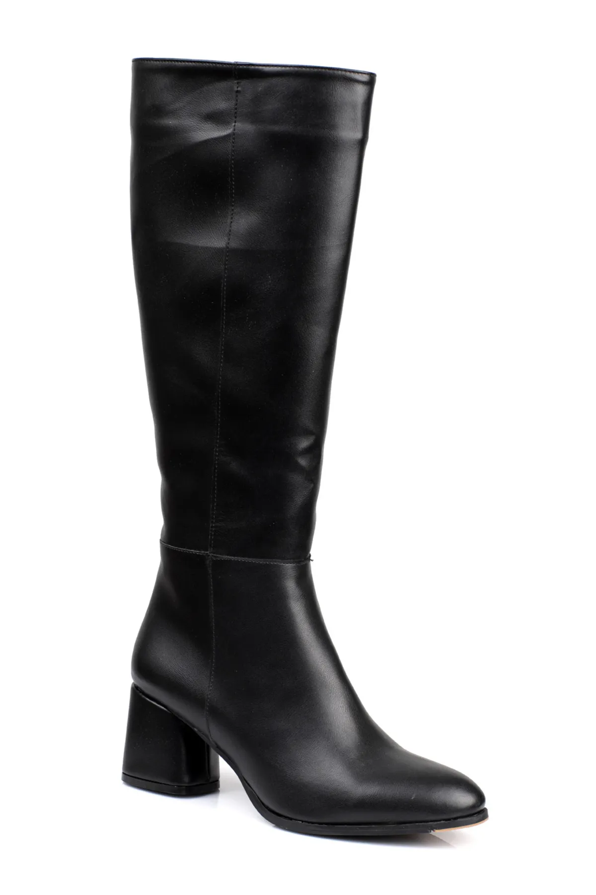 Capone Outfitters  Damenstiefel mit ovaler Spitze und seitlichem Reißverschluss und Absatz
