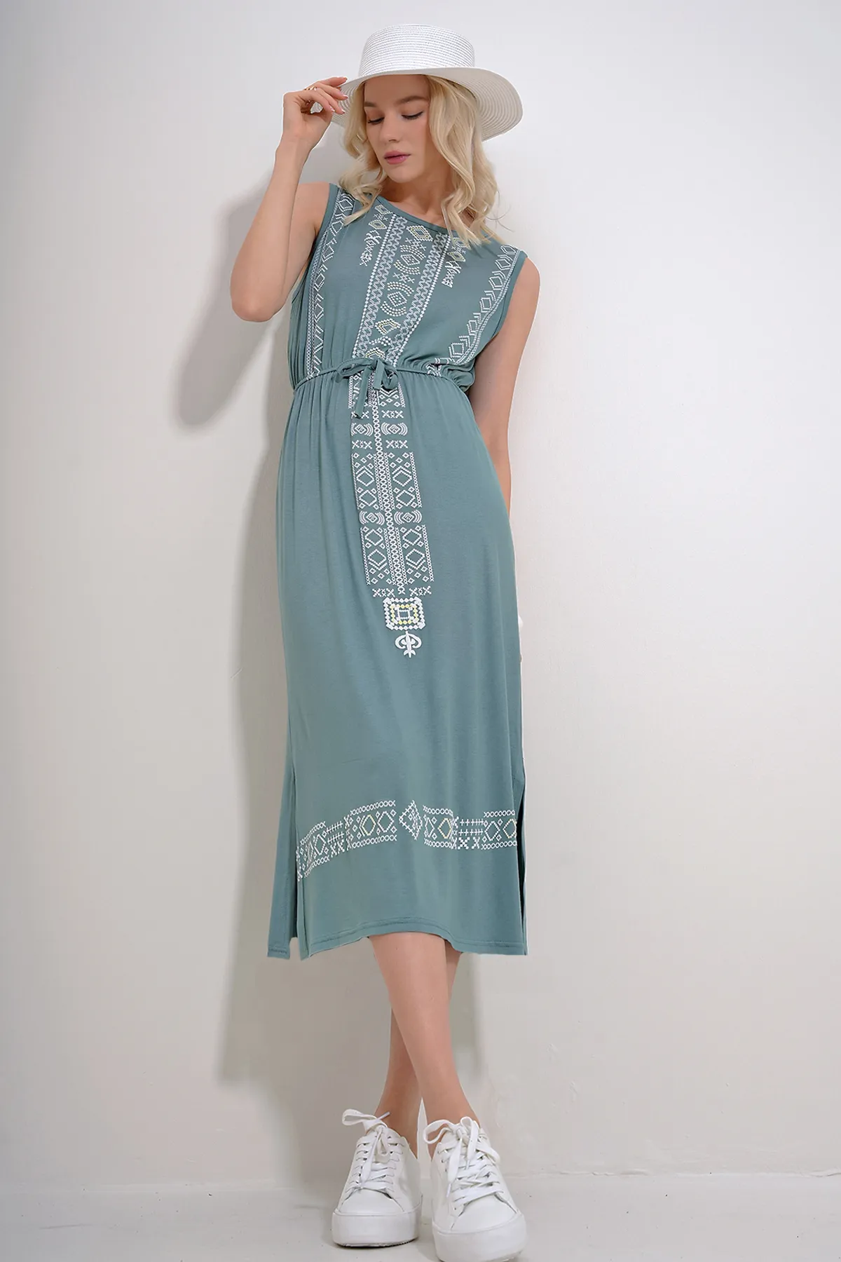 Trend Alaçatı Stili  Kleid - Grün - A-Linie