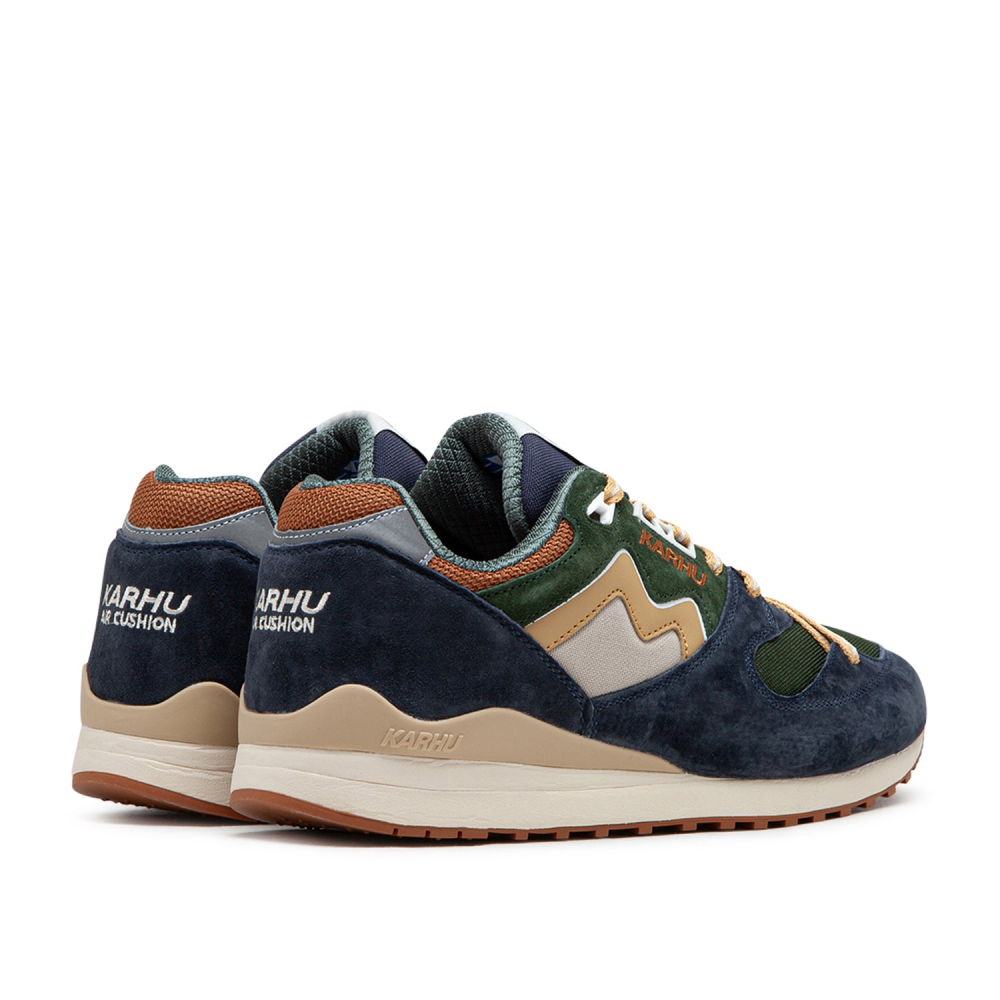 Karhu Synchron Classic F802681 / blau