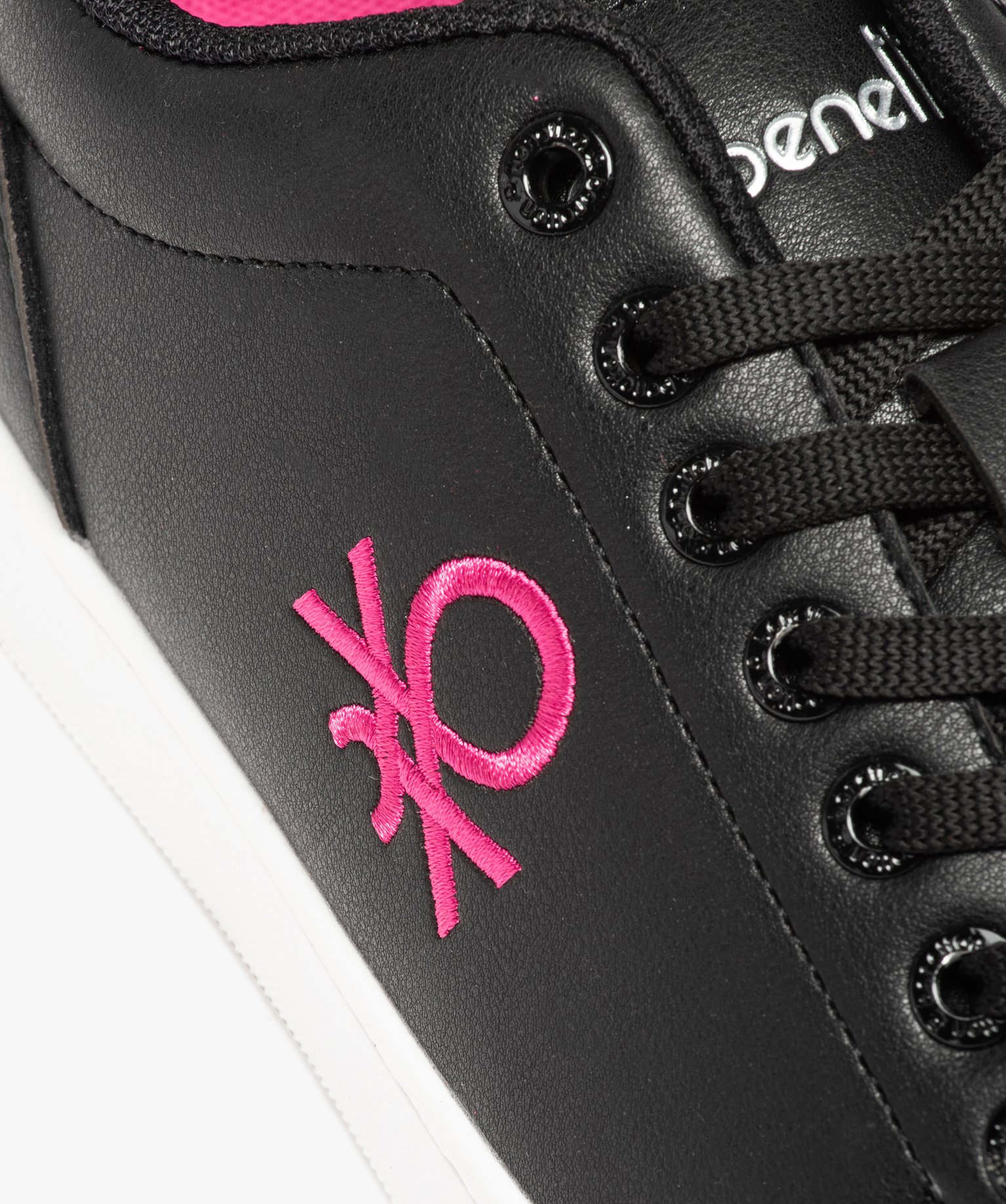 Baskets femme unies à détails contrastés – Benetton noir | GEMO