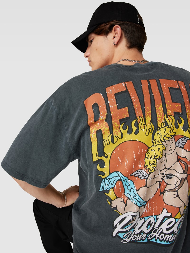 T-Shirt mit Label-Print in schwarz