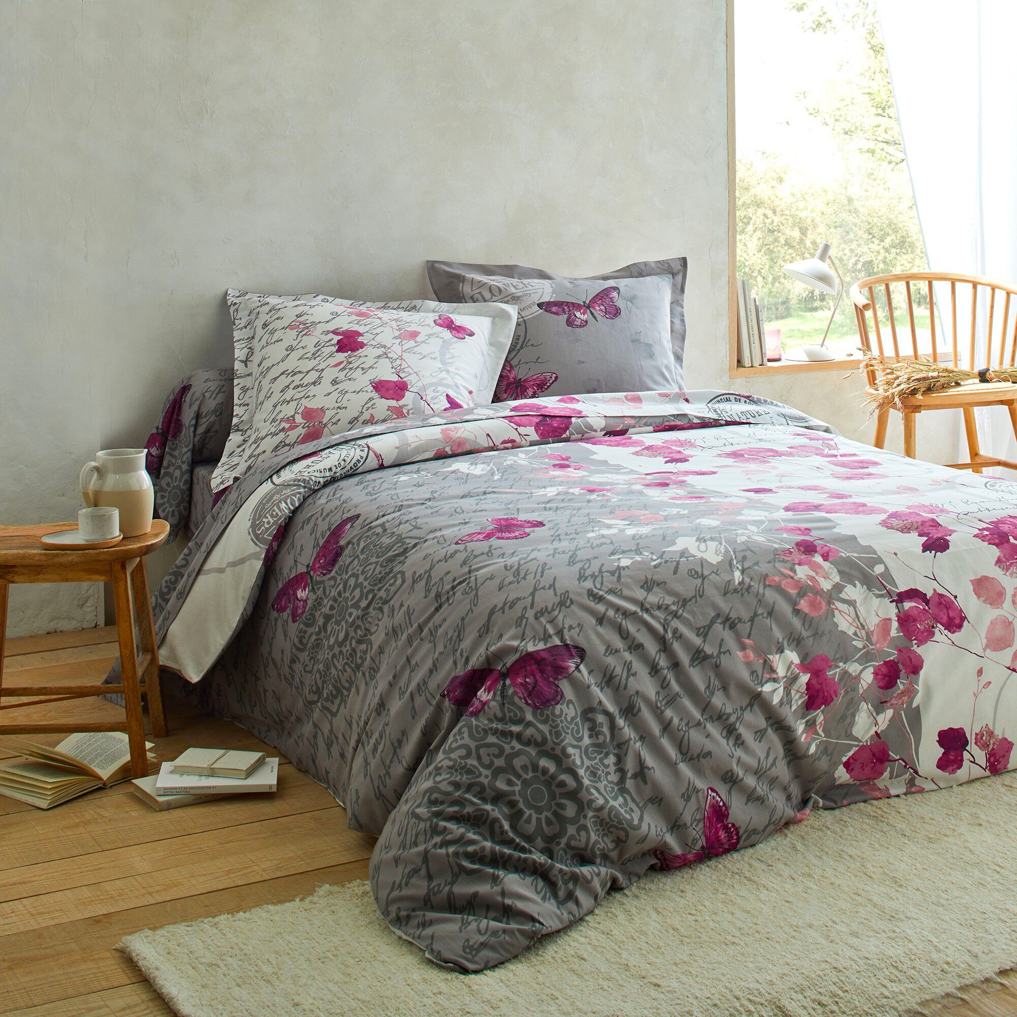 Linge de lit Célestine en coton imprimé fleurs et papillons