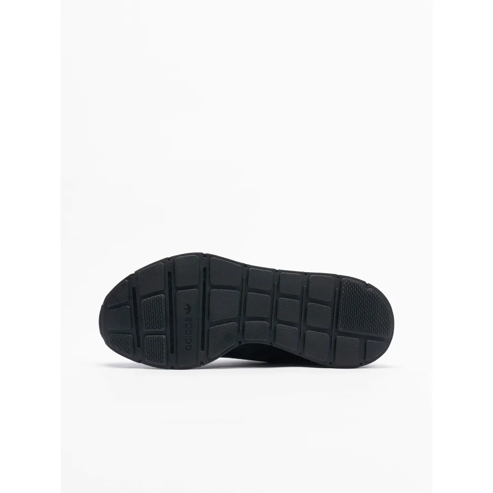 adidas Swift Run X H04305 / schwarz