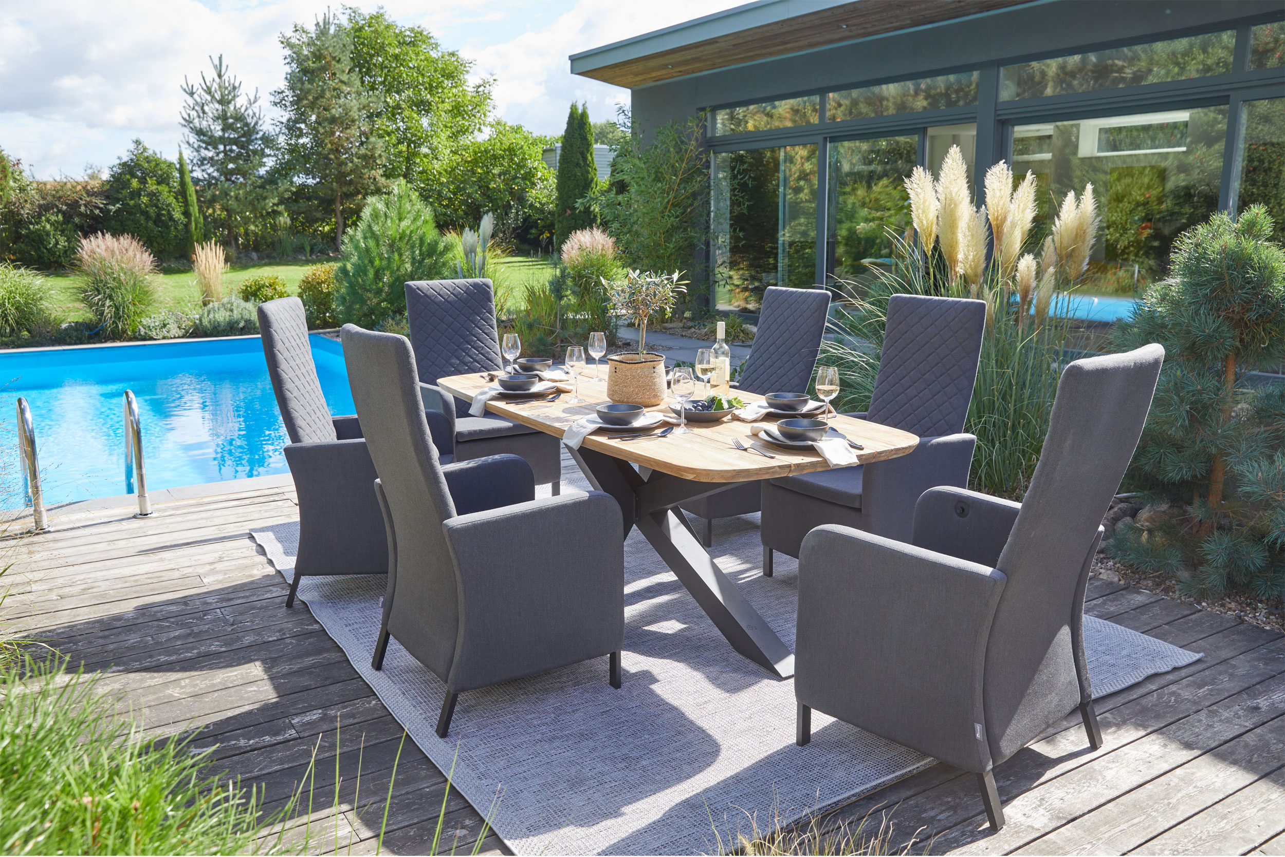 OUTDOORGartentisch Teak X-Fuß