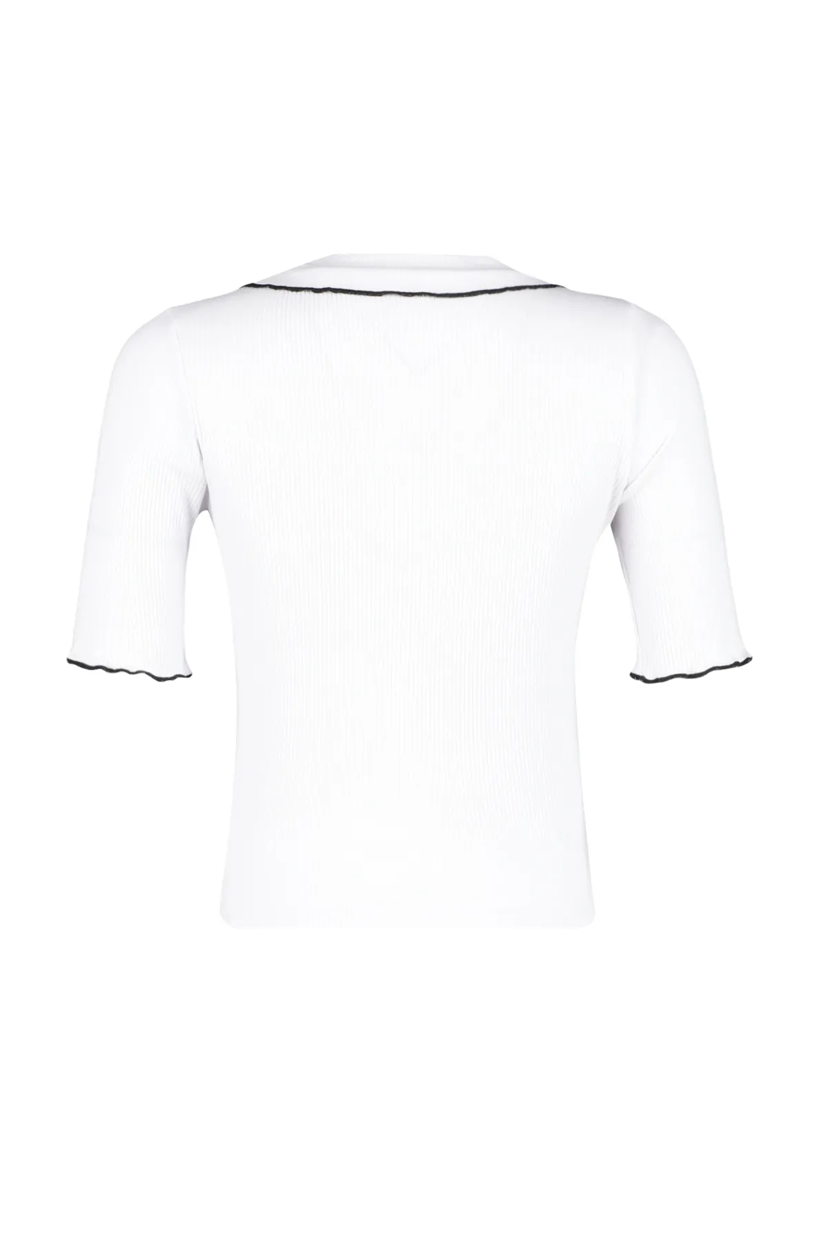 Trendyol Collection  Detaillierte, taillierte Strickbluse mit weißem Kragen TWOSS24BZ00194