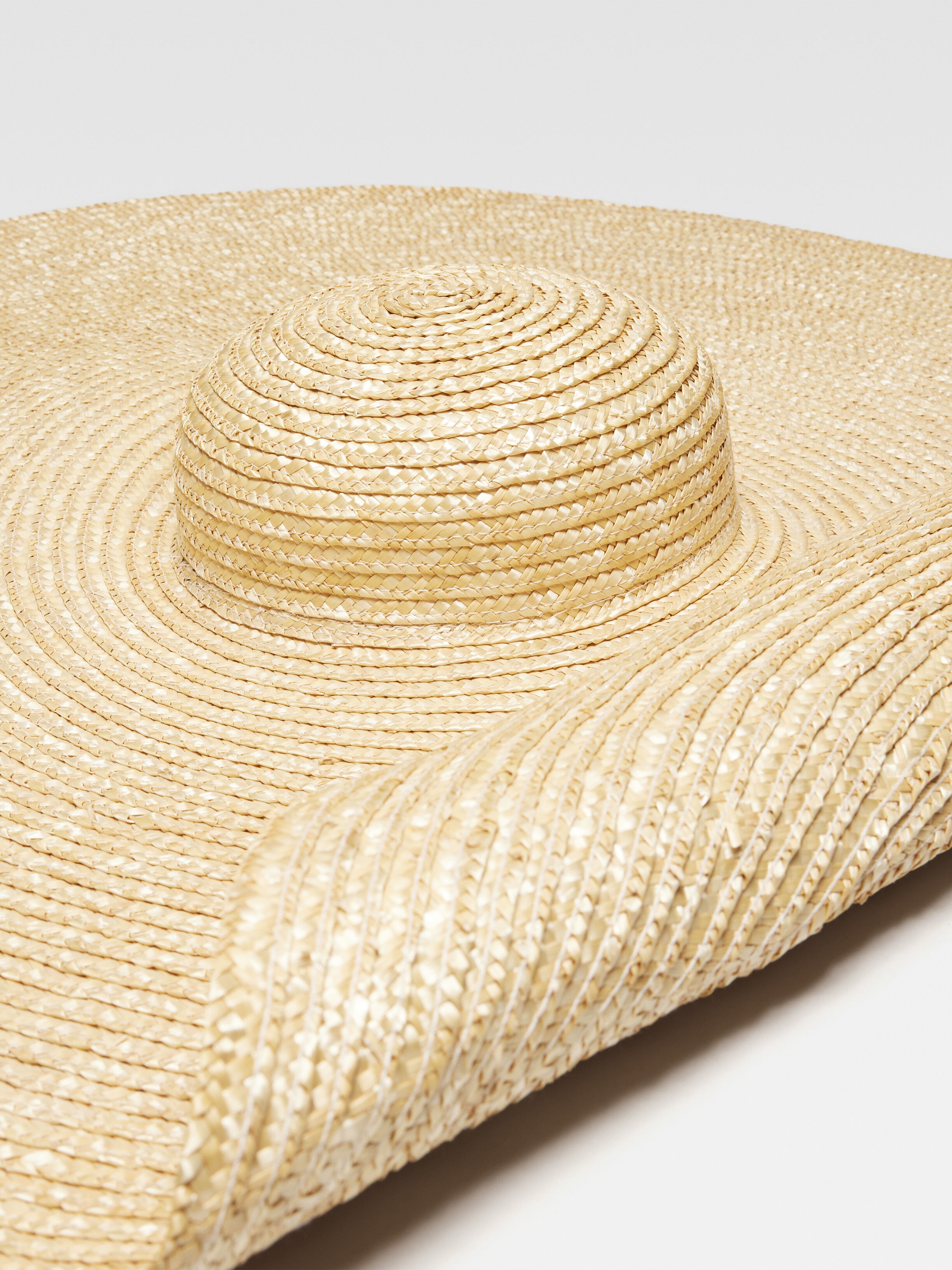 Le Chapeau Bomba