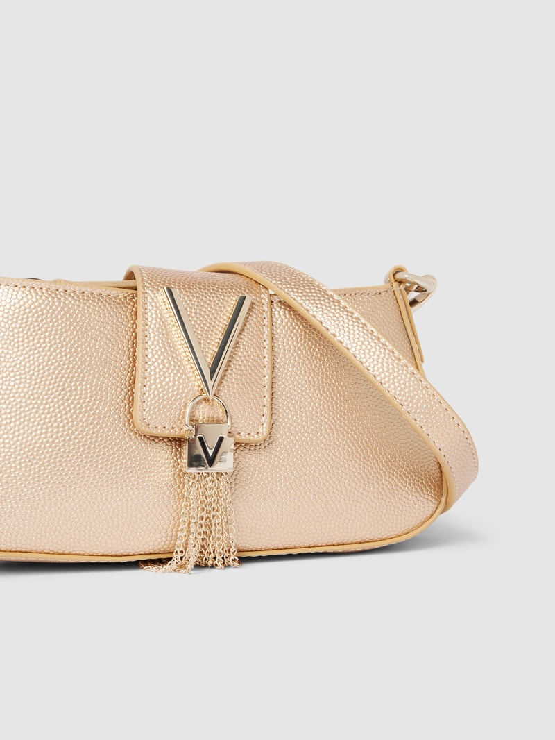 Handtasche mit Label-Details Modell 'DIVINA' in gold