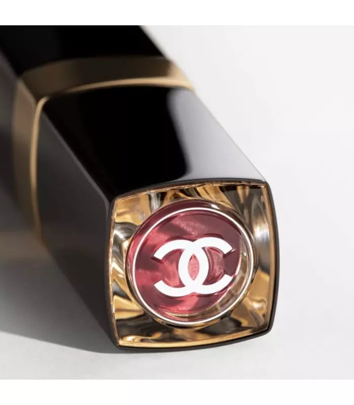 ROUGE COCO FLASH La Couleur, la Brillance, l'Intensité en un Éclair