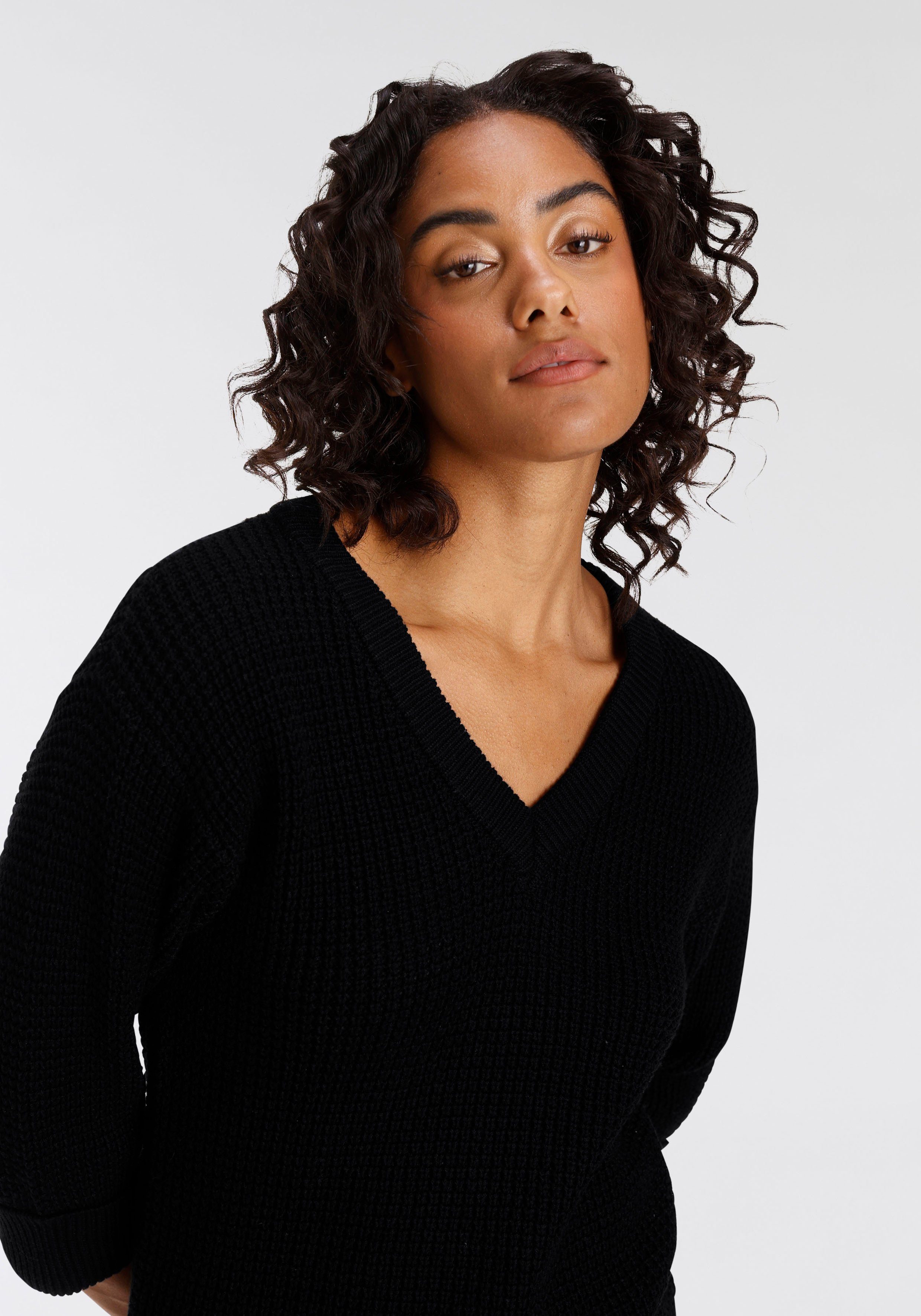 Flashlights V-Ausschnitt-Pullover Bequem geschnitten