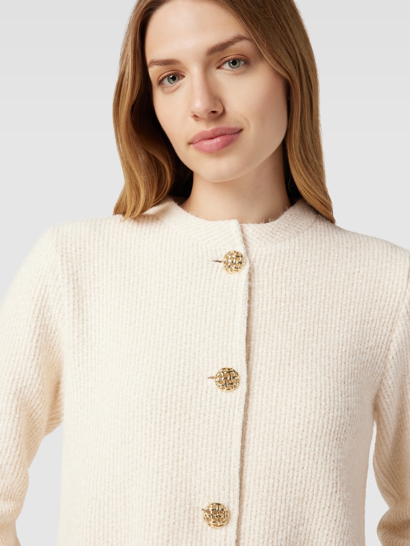 Strickjacke mit Knopfleiste in offwhite