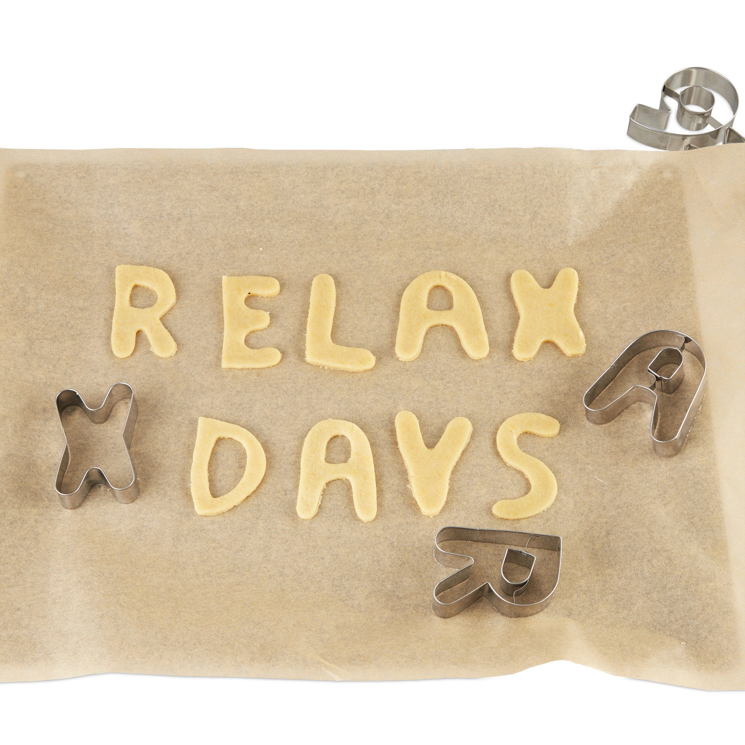 relaxdays Ausstechform Plätzchen Ausstecher Buchstaben & Zahlen, Edelstahl