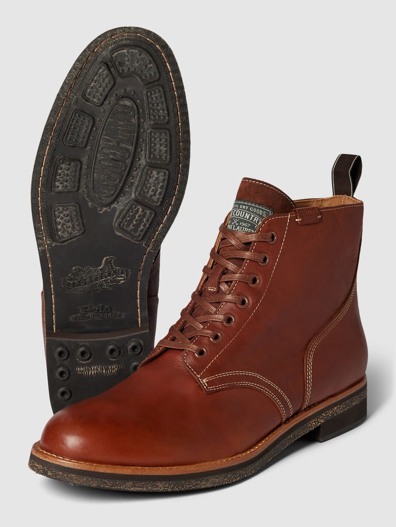 Schnürboots aus echtem Leder in cognac