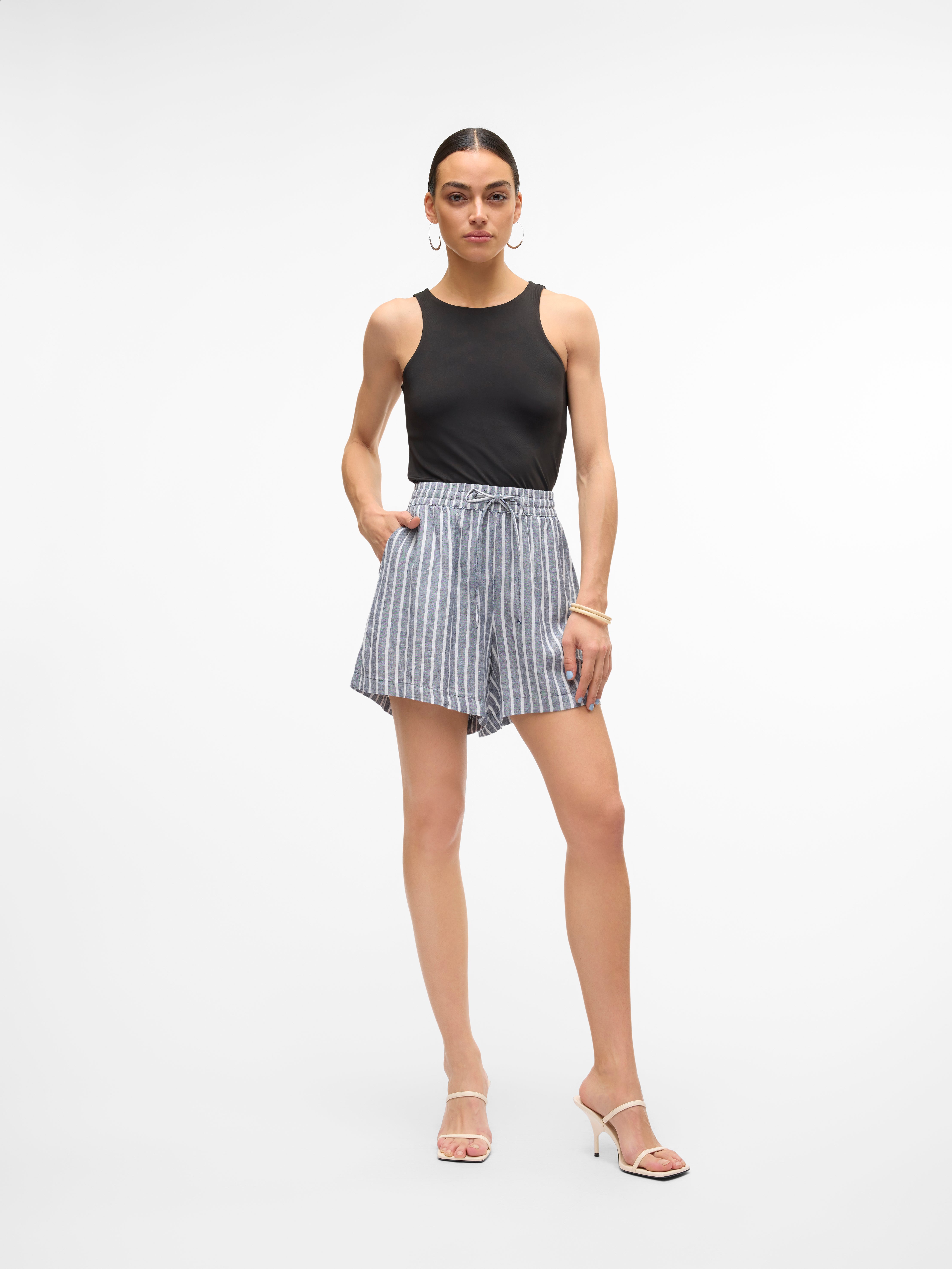 VMLINN Shorts