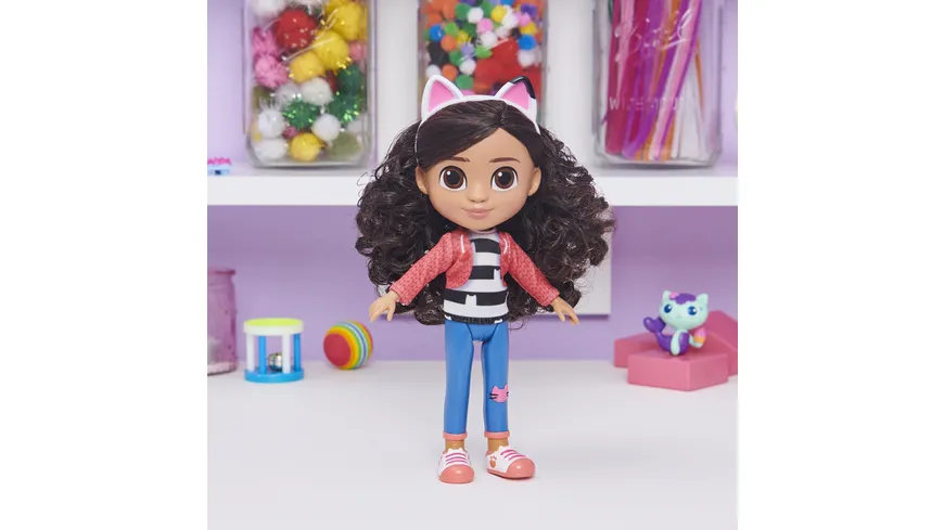 Spin Master Gabby‘s Dollhouse, 20cm große Gabby Girl Puppe, geeignet für Kinder ab 3 Jahren bunt
