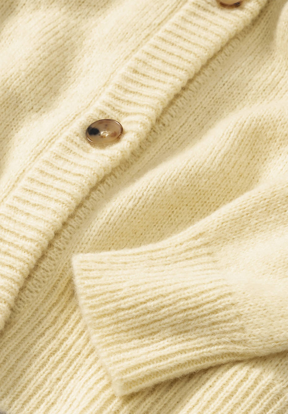 Strickjacke aus Alpaka mit Seide und Mohair