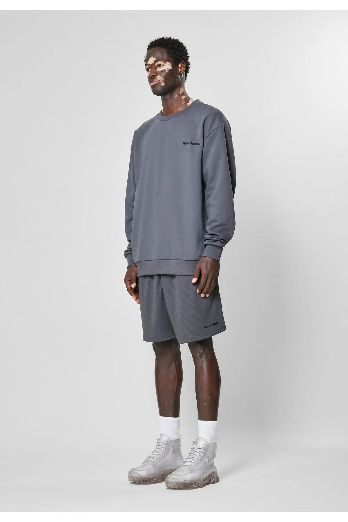 9N1M SENSE  Unisex Essential Mesh Shorts