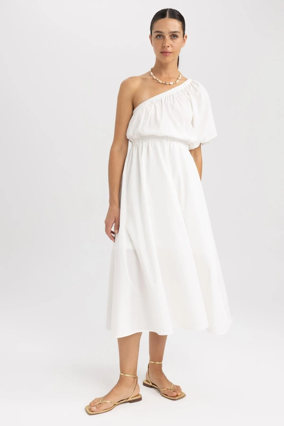 DeFacto  Weißes One-Shoulder-Midikleid aus Popeline - Kurzarm A9416ax23hs