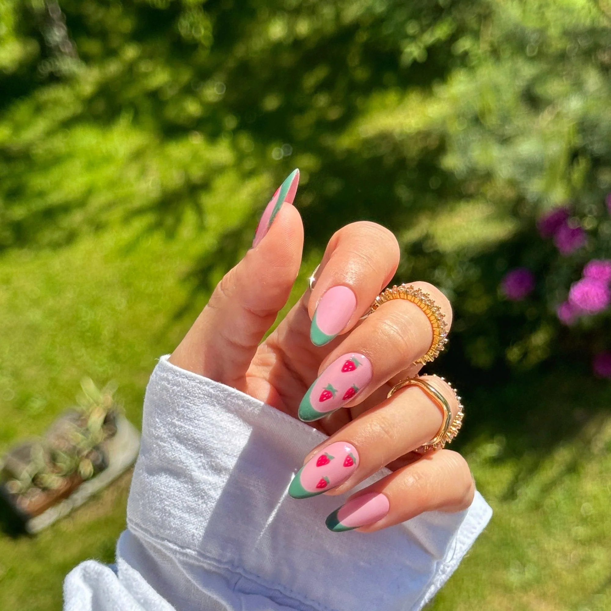 Vernis à ongles semi-permanent Strawberrymania UV Gel - Effet gel