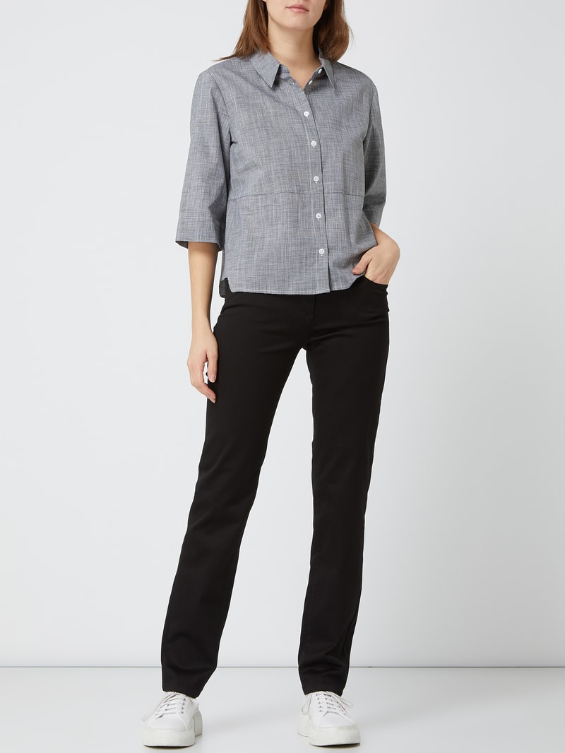 Perfect Shape Straight Fit Jeans mit Stretch-Anteil in schwarz