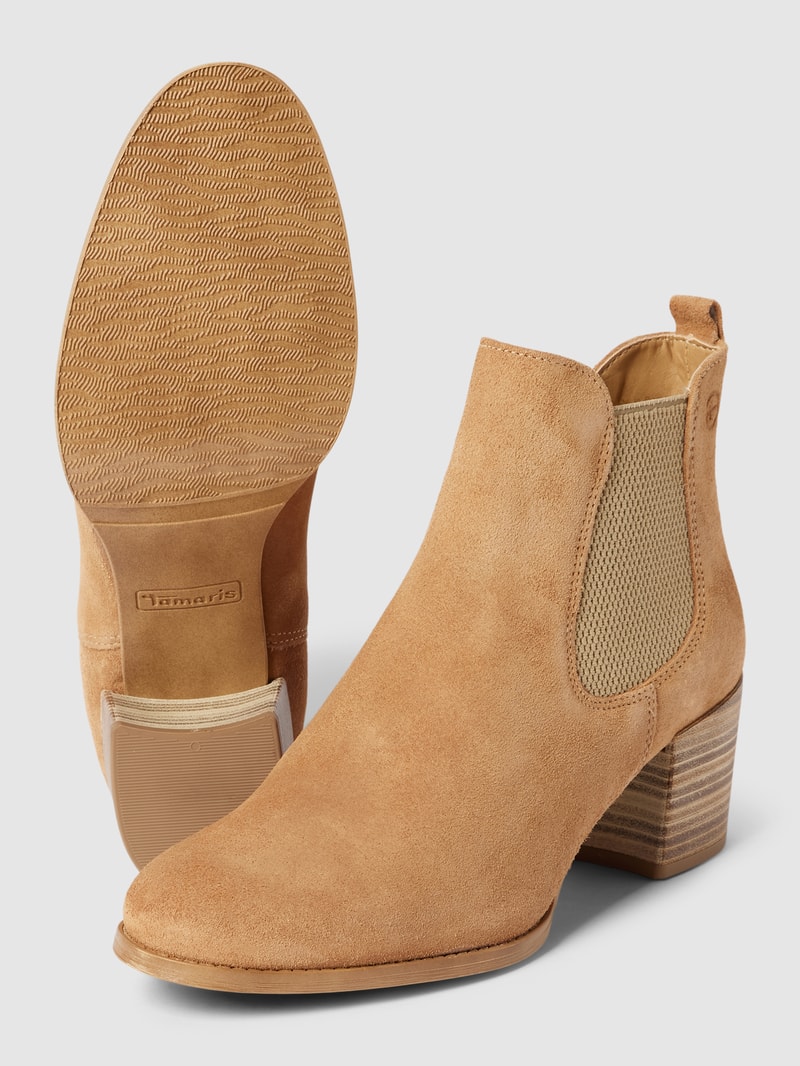 Chelsea Boots mit Blockabsatz in camel