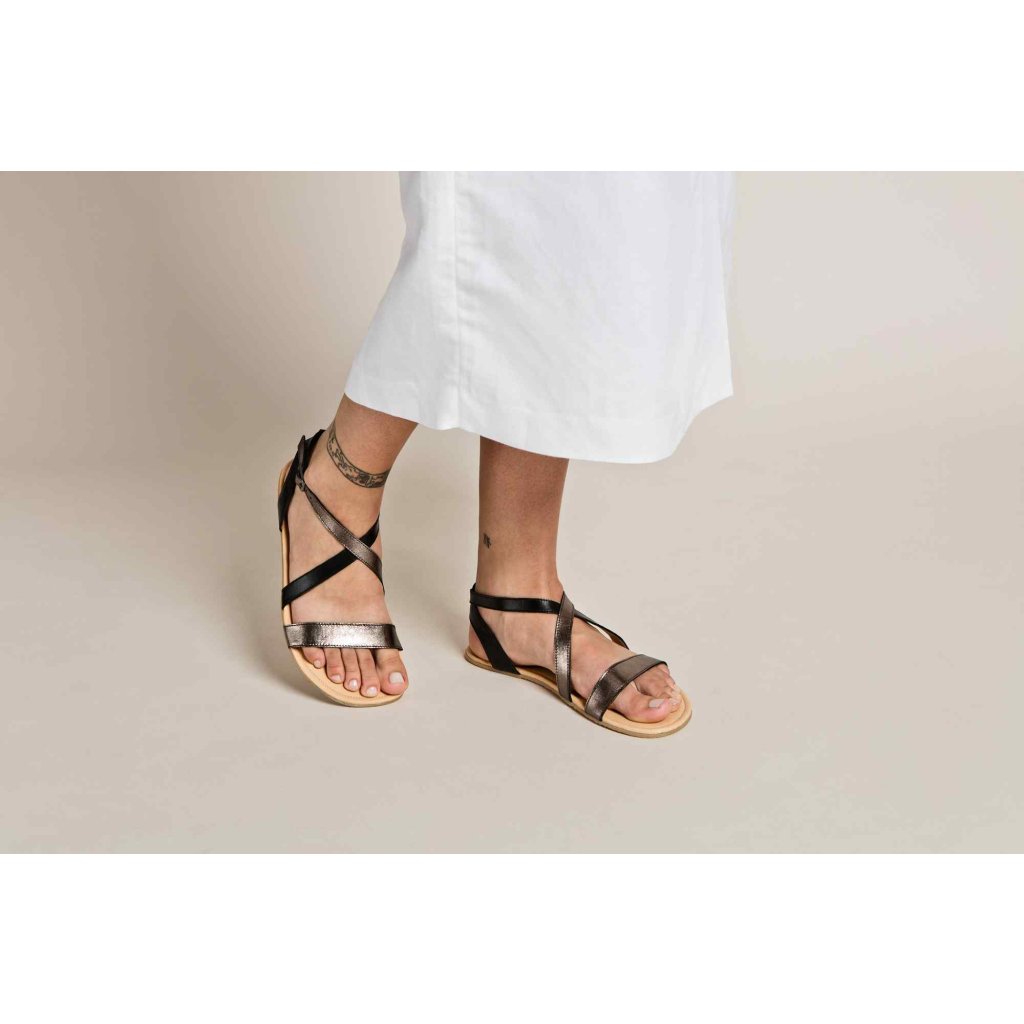 Shapen Calla Black Sandalen