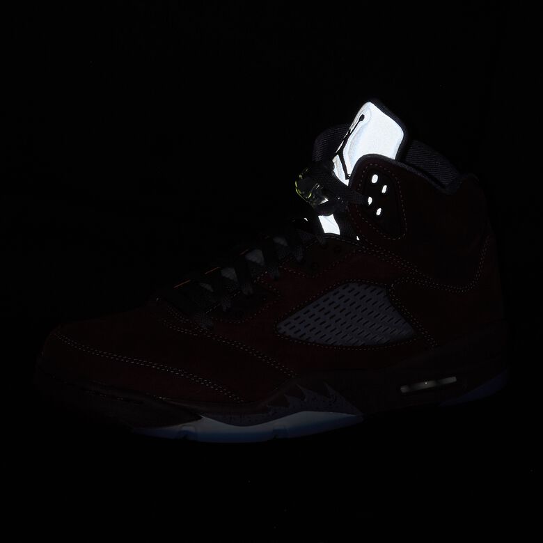 JORDAN Wmns Air Jordan 5 Retro SE 