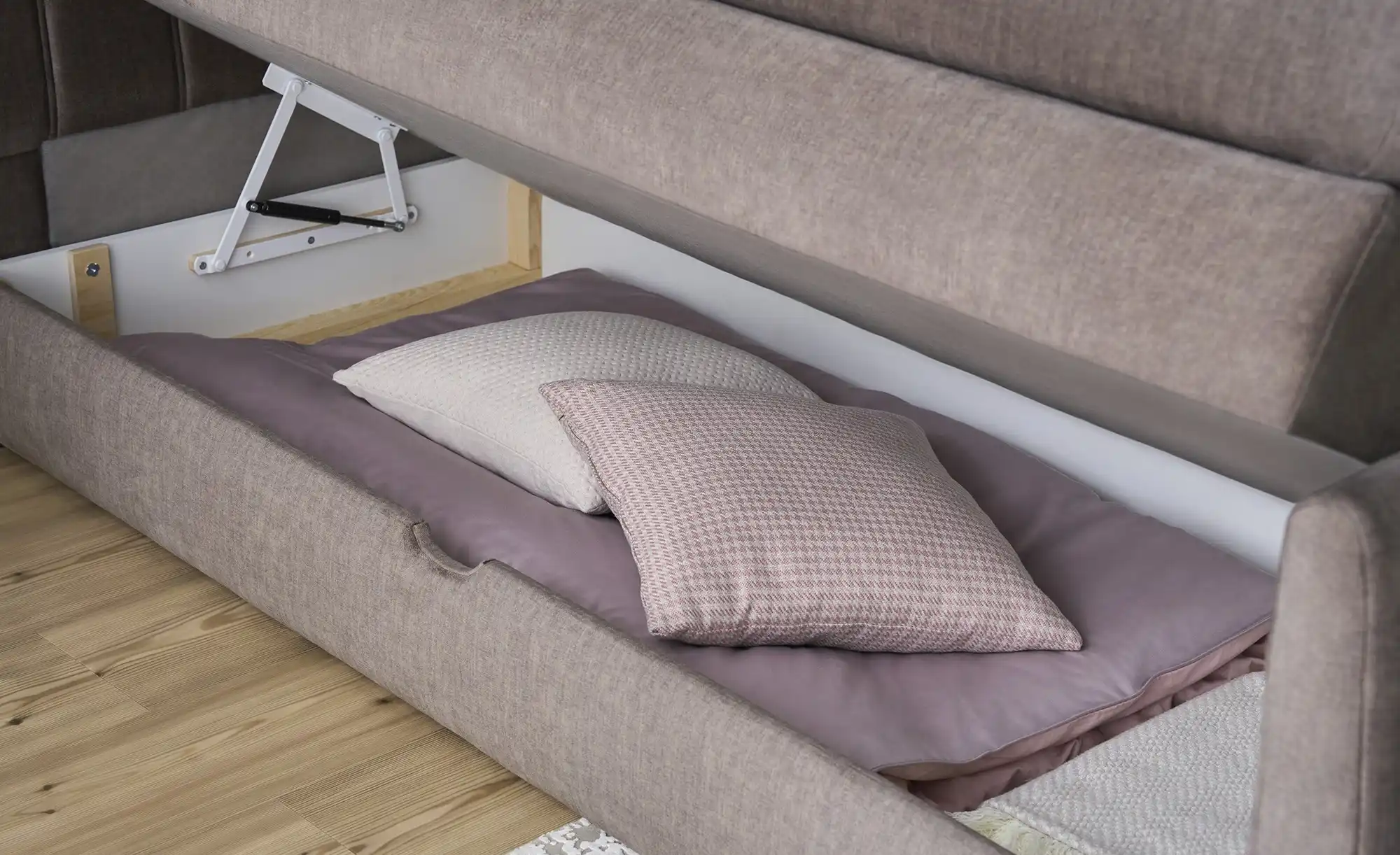 Twist Boxspringbett mit Bettkasten Carina
