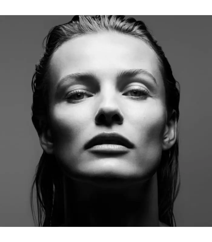 LE LIFT PRO Concentré Contours Corrige - Redessine - retend