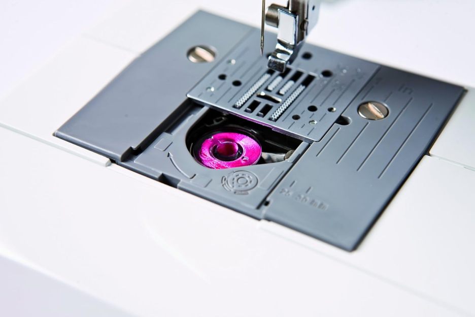 Brother AE1700 17-needle sewing machine