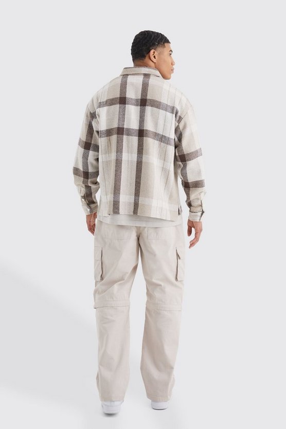 Kastiges kariertes Overshirt mit geteiltem Saum