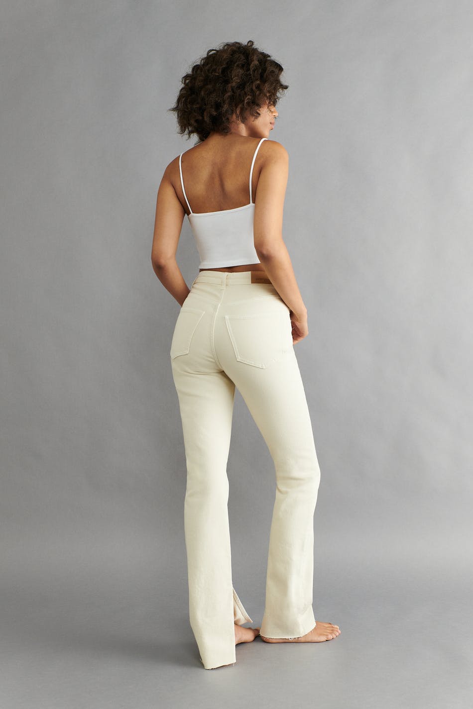 High waist slit jeans