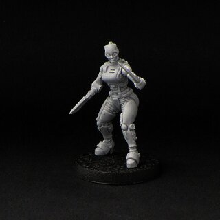 Lamia (female melee robot) (28 mm)