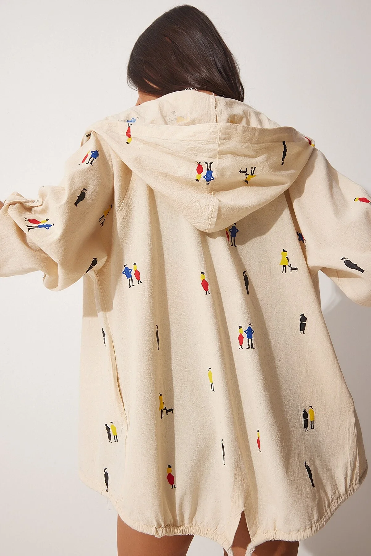 Happiness İstanbul  Cremefarbene bedruckte Jacke aus Rohleinen mit Kapuze für Damen SA00014