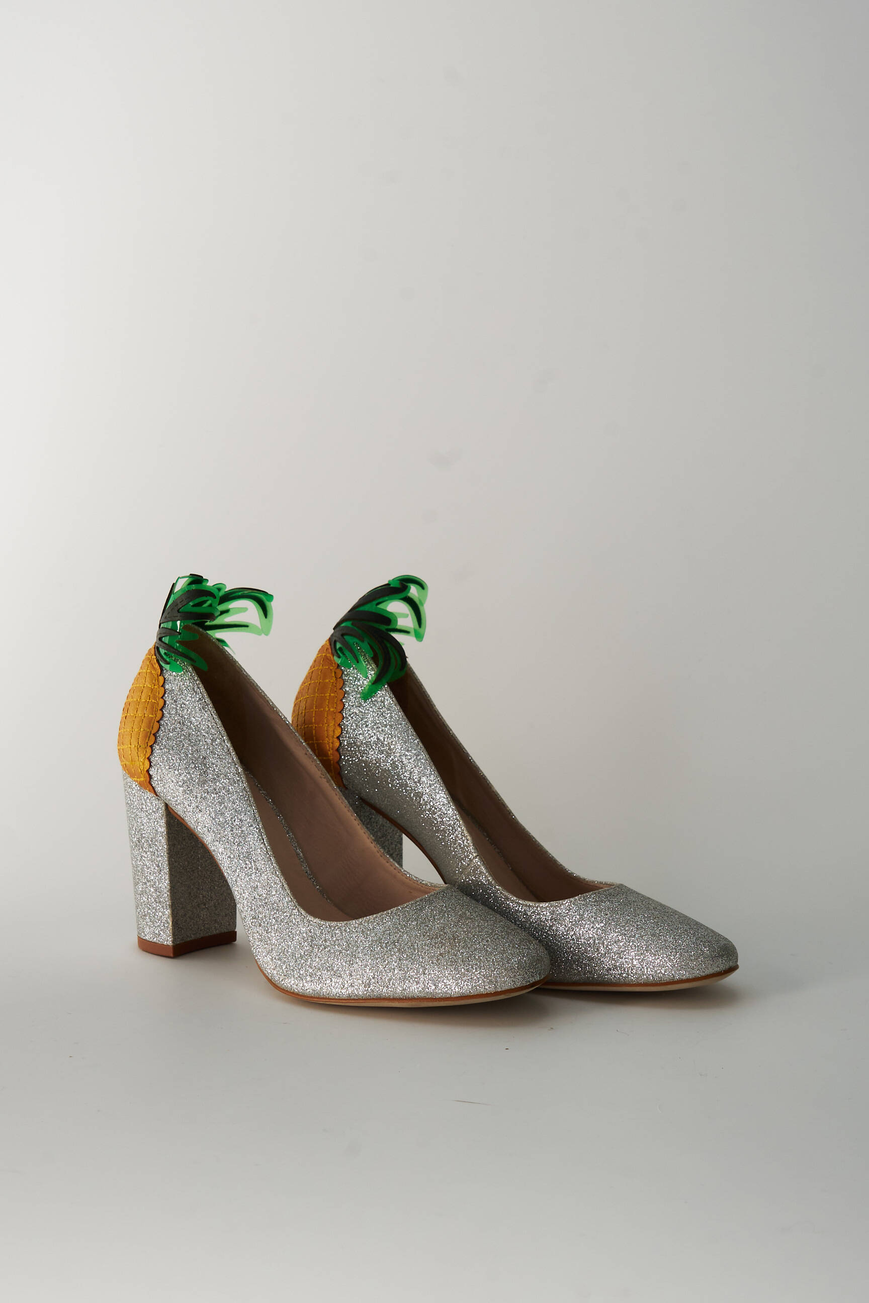 Apologie Escarpins Femme couleur gris