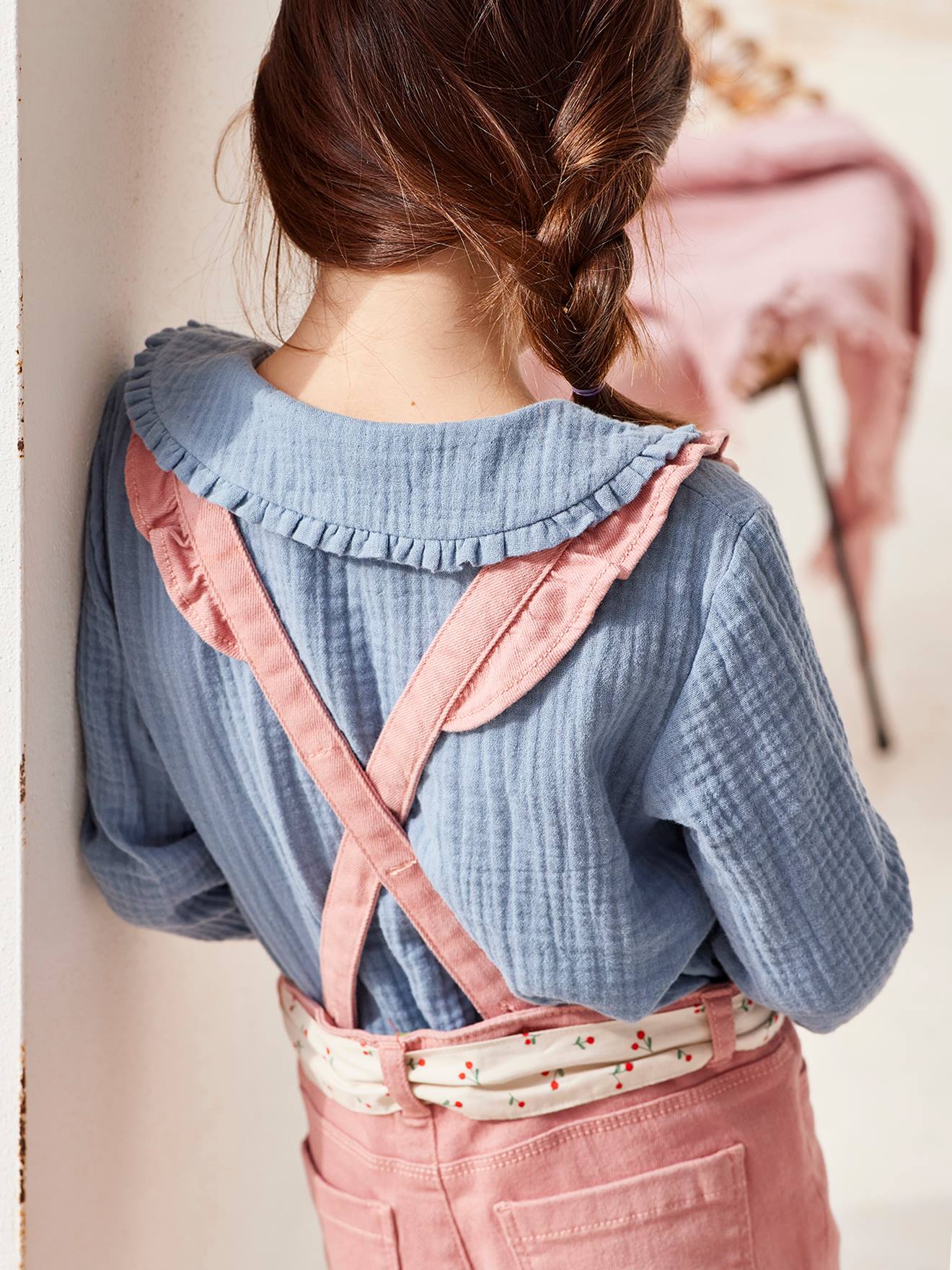 Salopette volantée fille ceinture imprimée cerises bois de rose