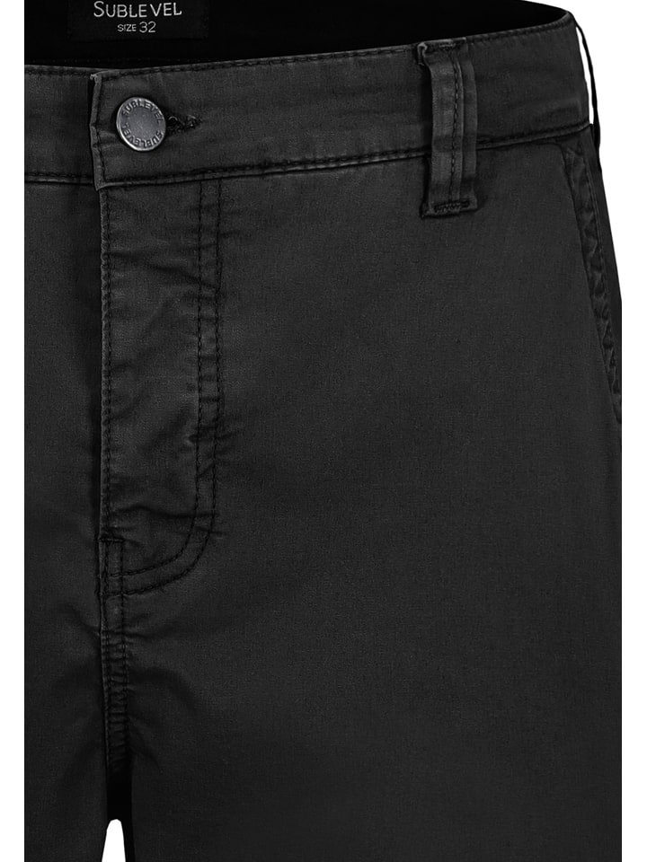 Sublevel Chino in Schwarz günstig kaufen