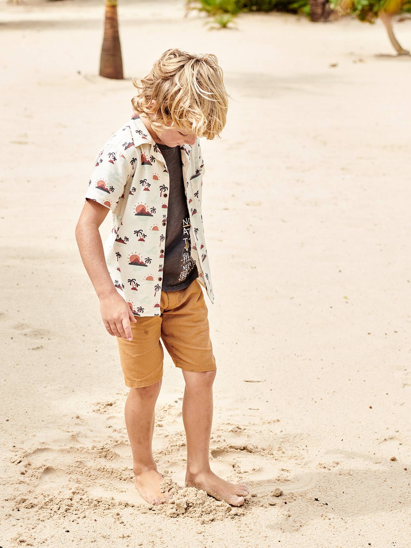 Chemise manches courtes motifs palmiers garçon avec touche de lin blanc imprimé