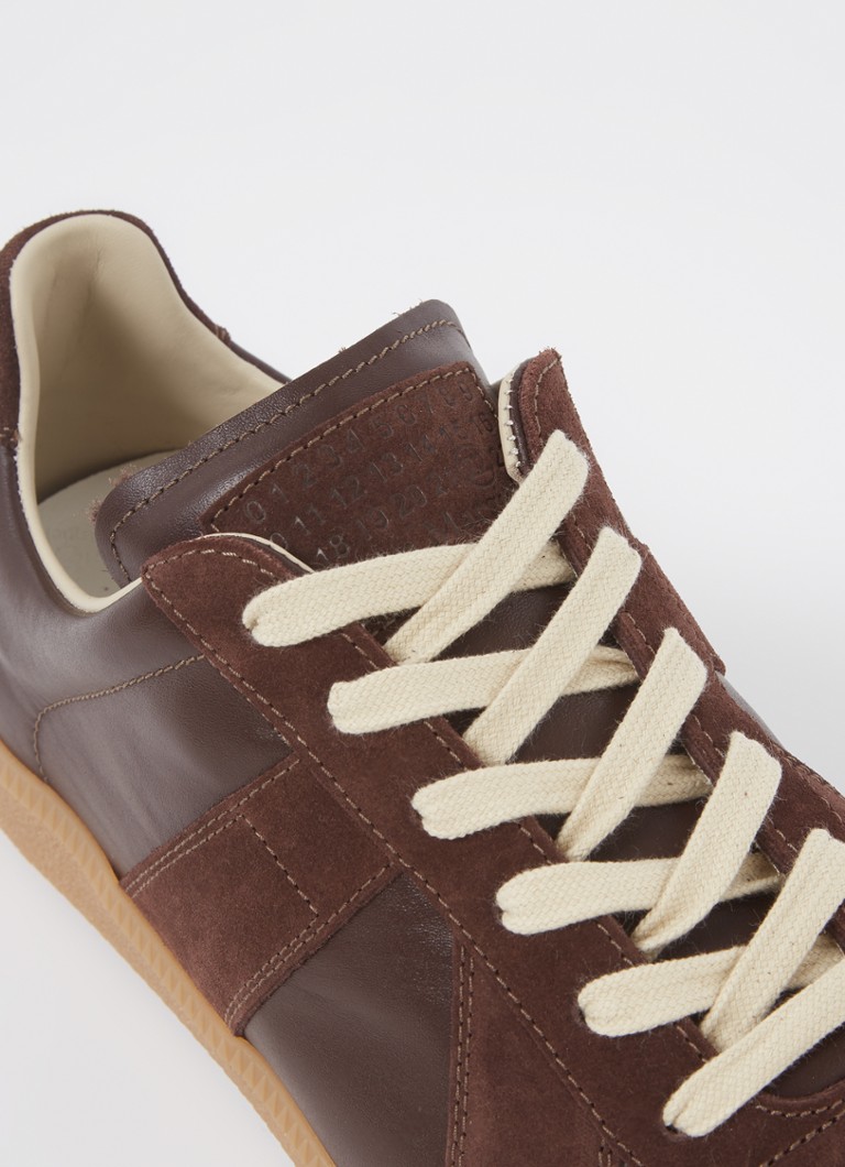 Pantofi replică Maison Margiela din piele de miel cu detalii din piele de vițel.