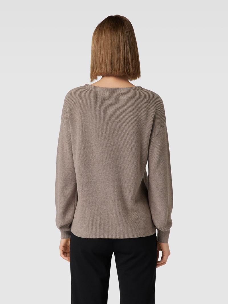 Strickpullover mit Rundhalsausschnitt in taupe meliert