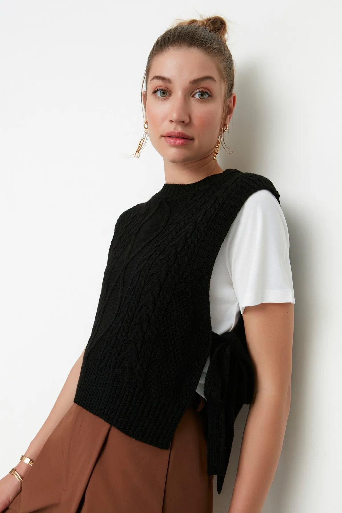 Trendyol Collection  Strickweste - Schwarz - Regular Fit