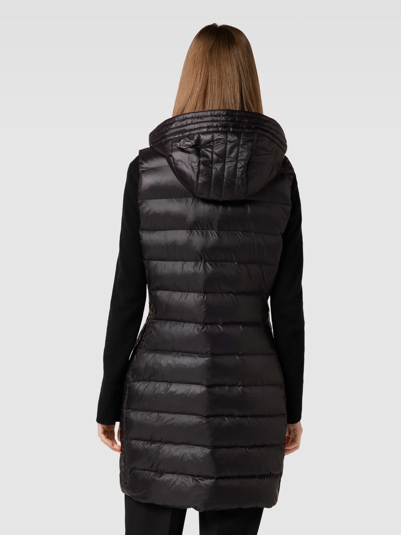 Steppweste mit Label-Detail Modell 'HIGHCLASS' in schwarz
