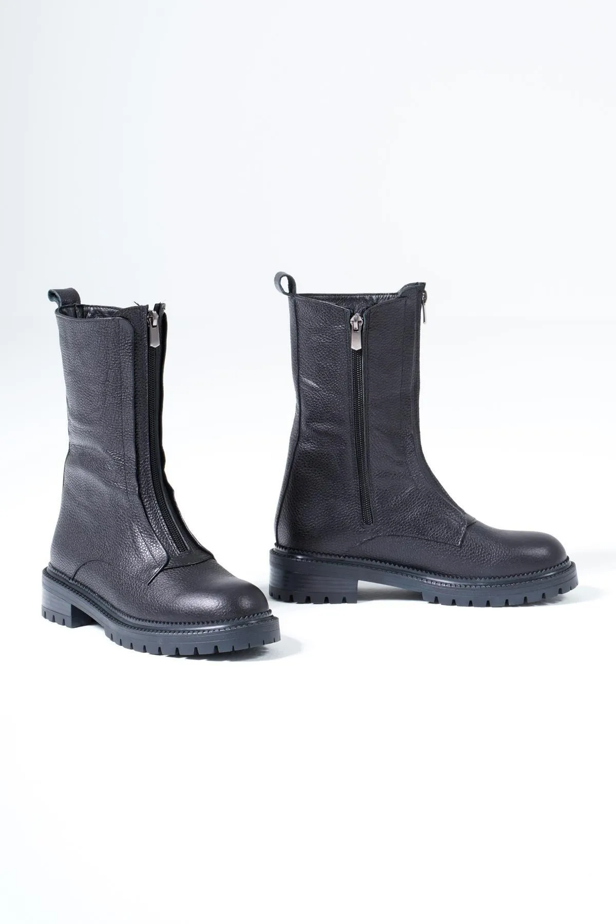 CZ London  Damenstiefel aus echtem Leder mit Reißverschluss vorne und gezackter Sohle für den Winter