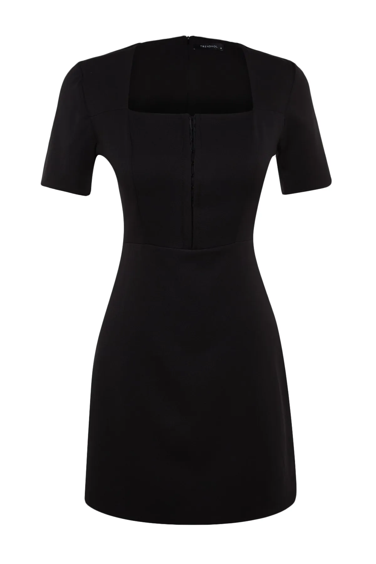 Trendyol Collection  Schwarzes Mini-Webkleid in A-Linie/Glockenform mit quadratischem Ausschnitt TWOSS23EL01929