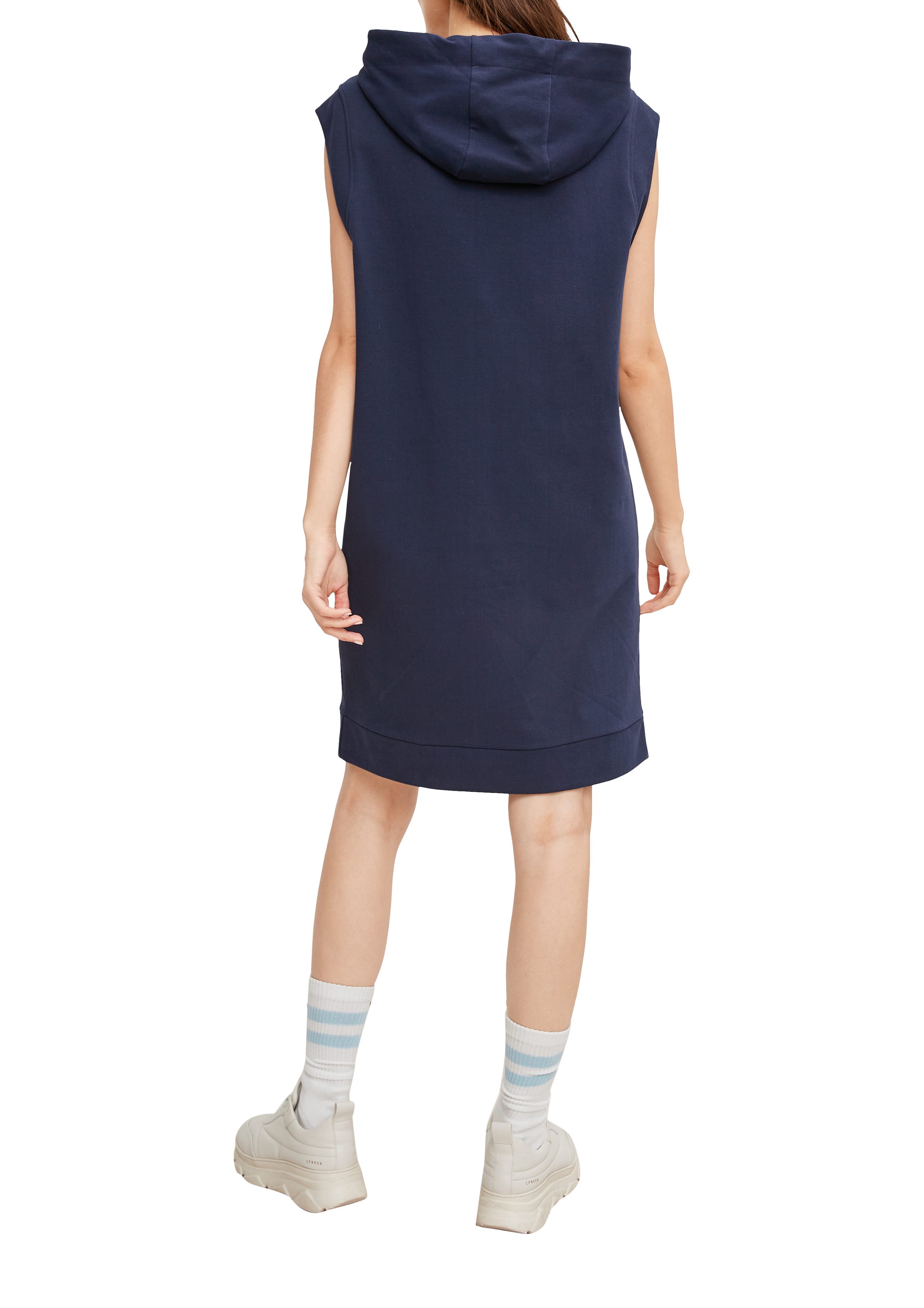 comma casual identity Minikleid Sweatkleid mit gesticktem Schriftzug Stickerei