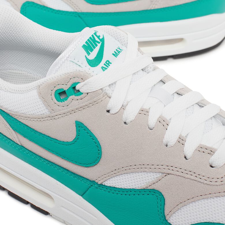 NIKE Wmns Air Max 1 