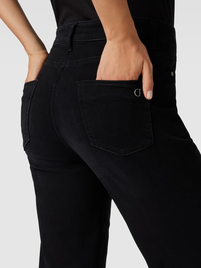Flared Leg Jeans mit Stretch-Anteil Modell 'FAE' in schwarz
