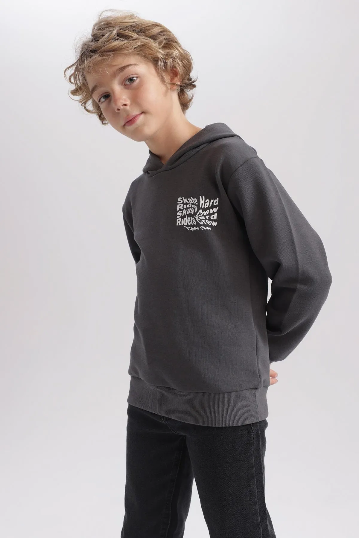DeFacto  Bedrucktes Sweatshirt mit Kapuze für Jungen A4585a823au