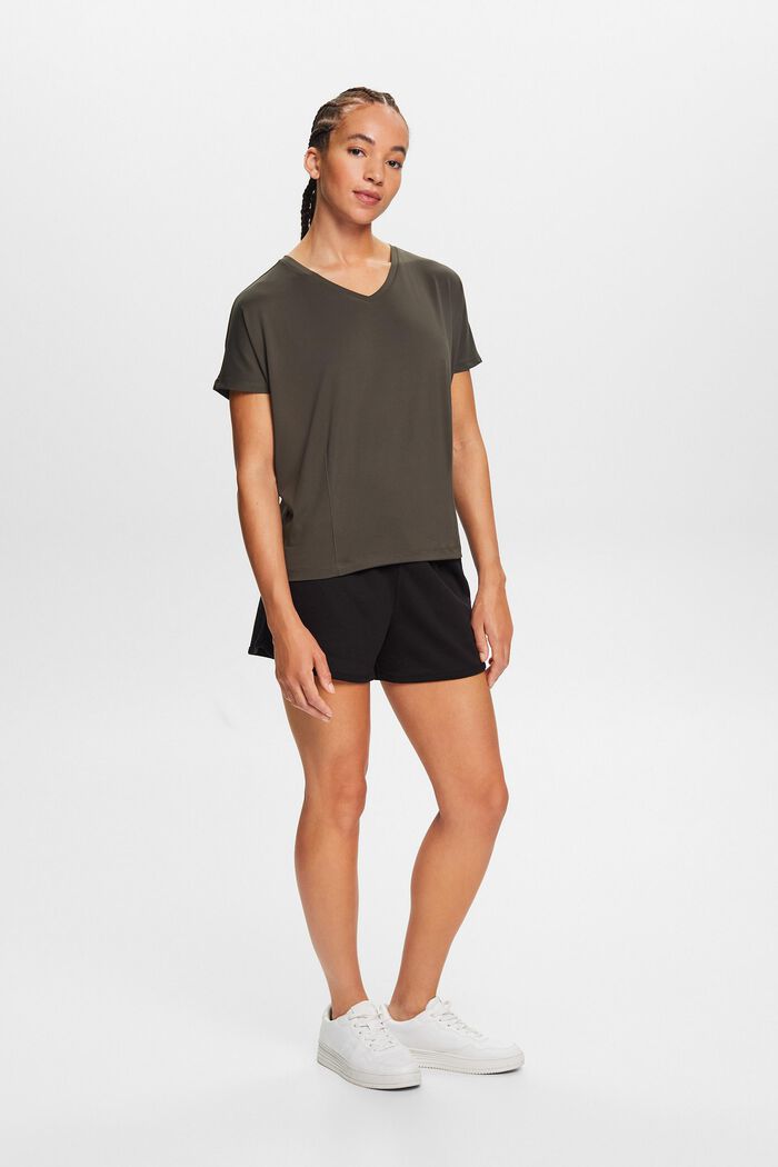 Active-T-Shirt mit V-Ausschnitt und E-DRY